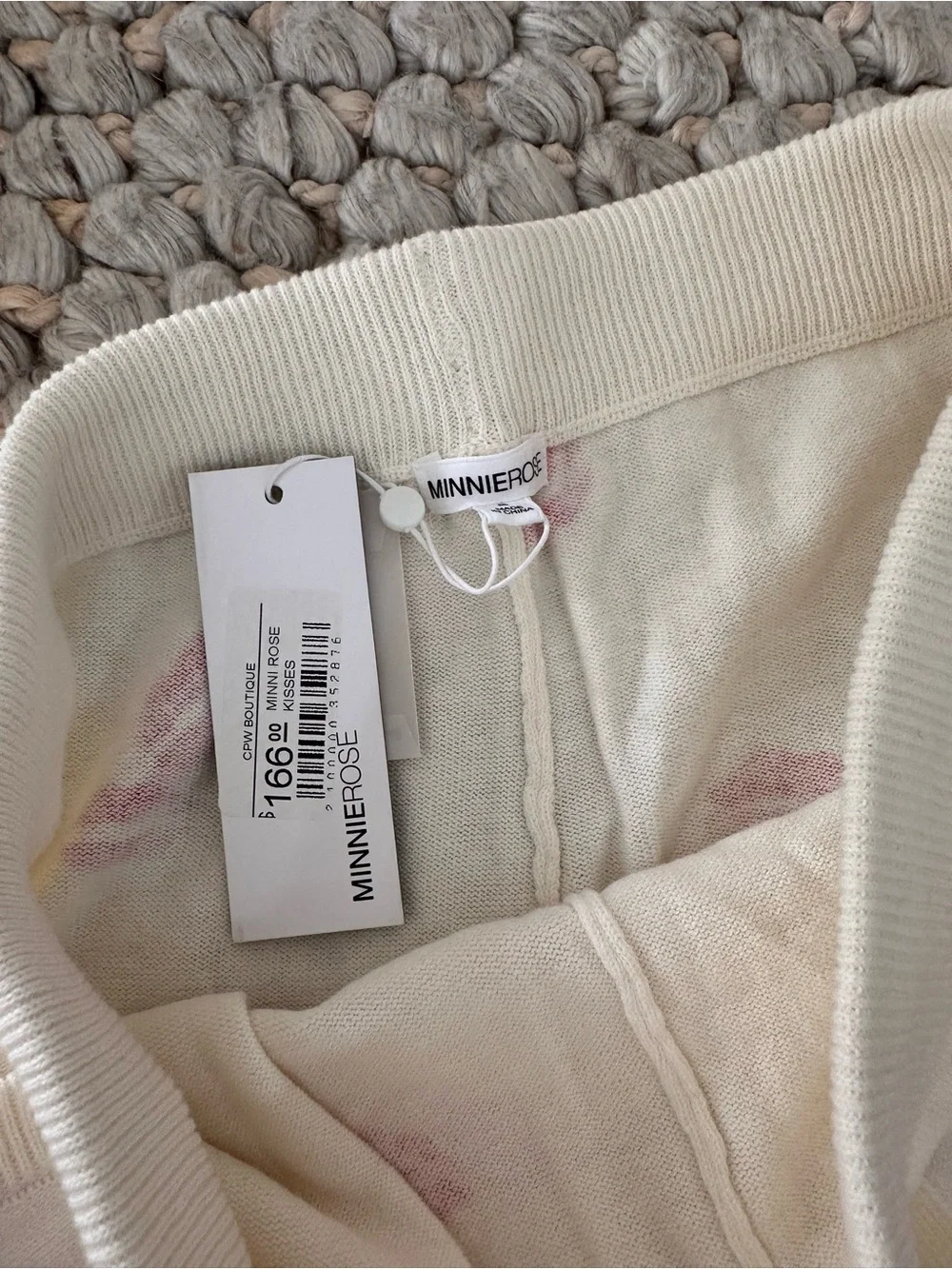 NWT Minnie Rose Kisses knit Shorts Drawstring cream‎ w/ red kisses